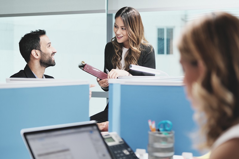 How Dubai Chamber Of Commerce Helps Business Groups In Dubai